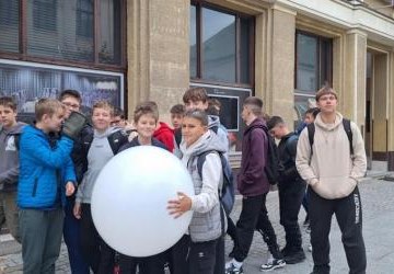 Wycieczka do Teatru Piasku Tetiany Galitsyny – spektakl „Mały Książę”
