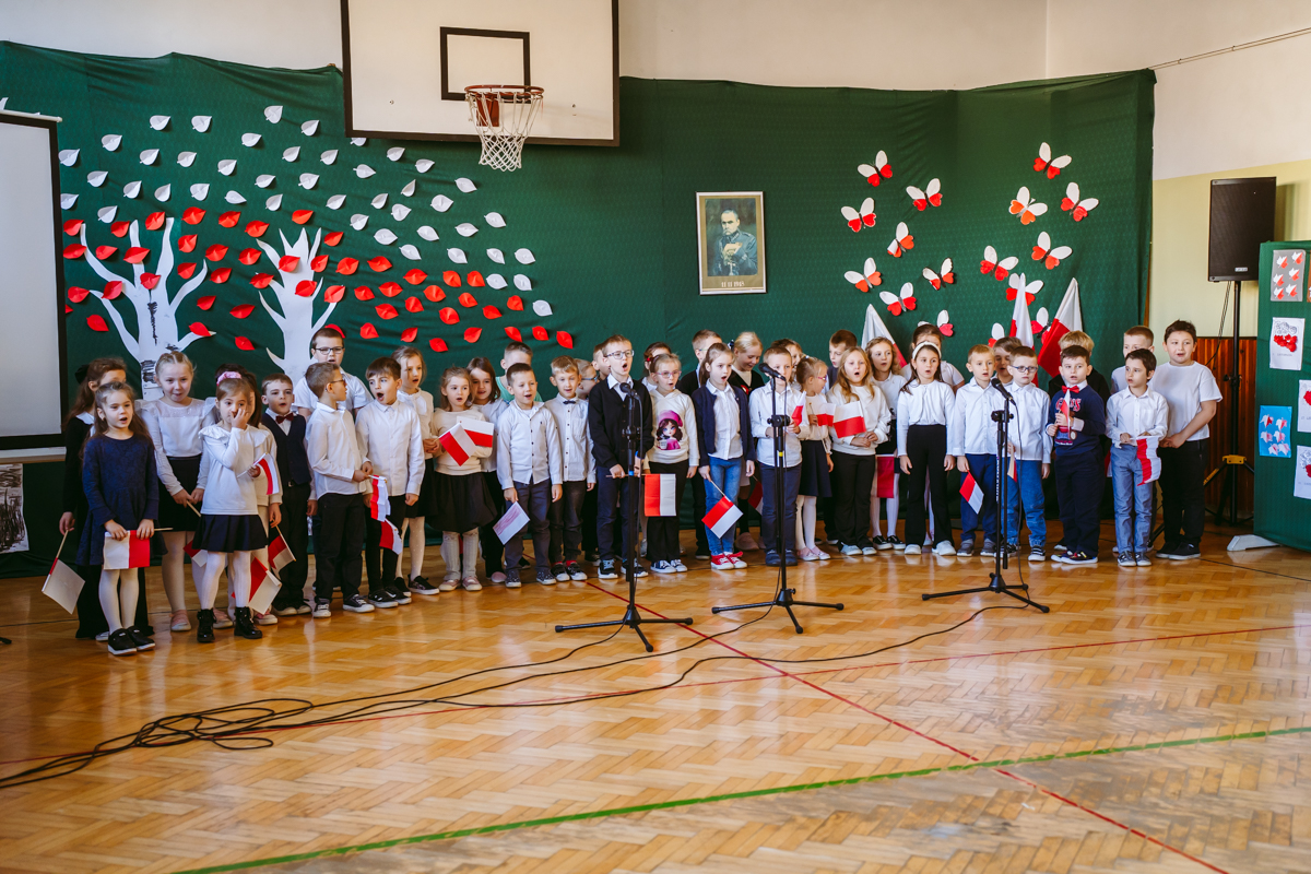 Szkolny Festiwal  Piosenki Patriotycznej i Żołnierskiej